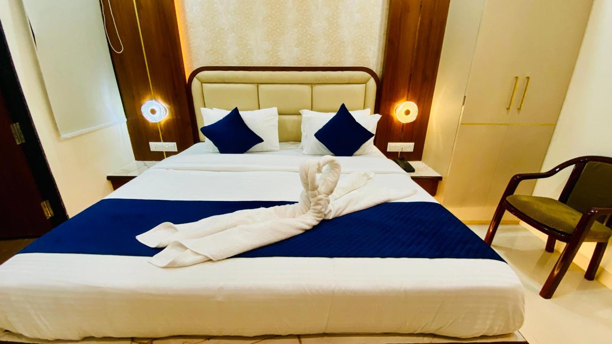Hotel Aranyasutra Inaya, Индаур Экстерьер фото